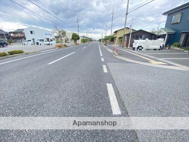 その他　前面道路（その他）まで0m