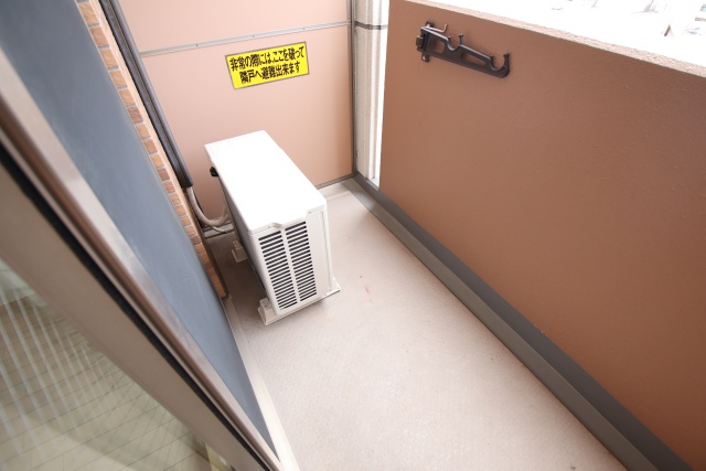 バルコニー　※別室の参考写真の為、現況優先です。