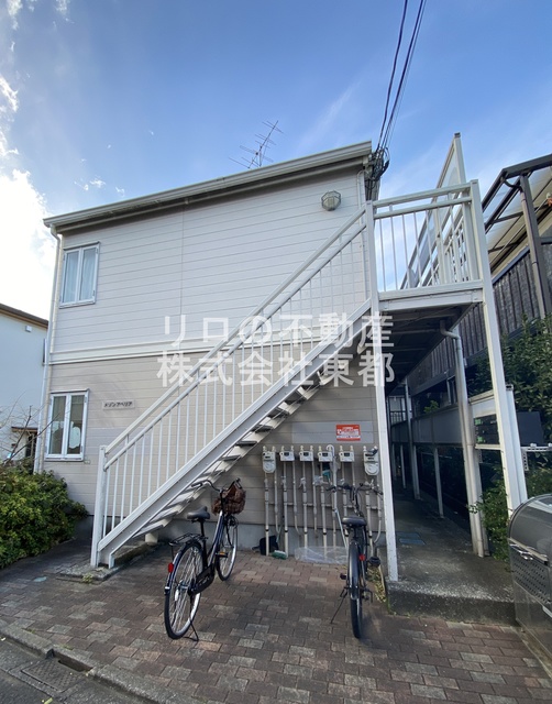 建物外観　インターネット使用料無料なお部屋です。