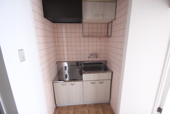 キッチン　※別部屋の写真です