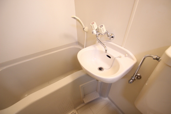 洗面設備　※別部屋の写真です