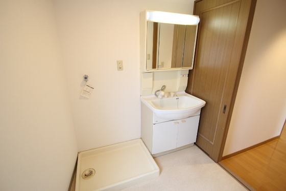 洗面設備　※別部屋の写真です