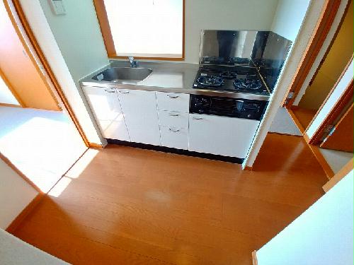 キッチン　3口コンロ