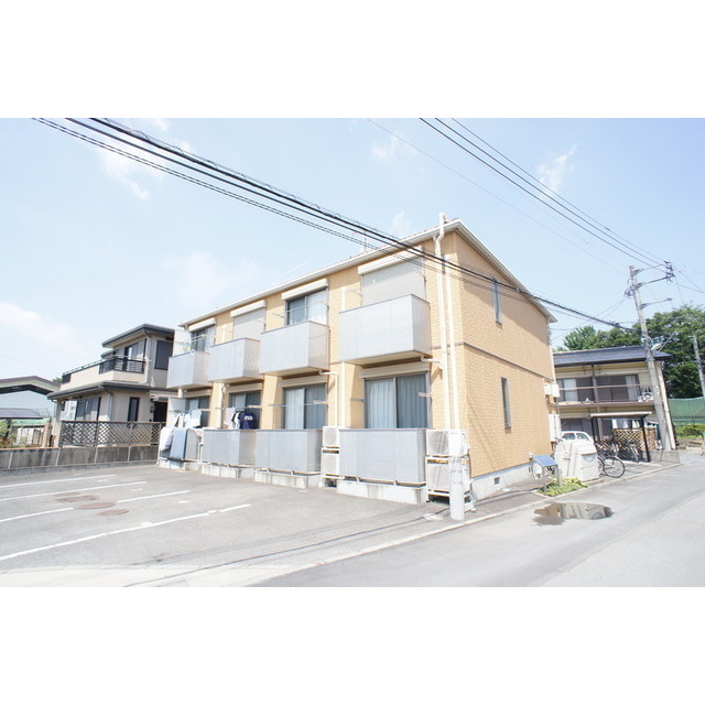 建物外観　１Ｆ２Ｆ共にシャッターを完備