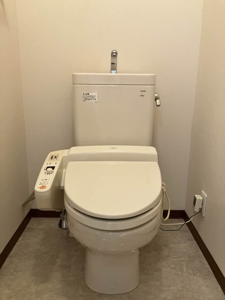 トイレ　トイレ