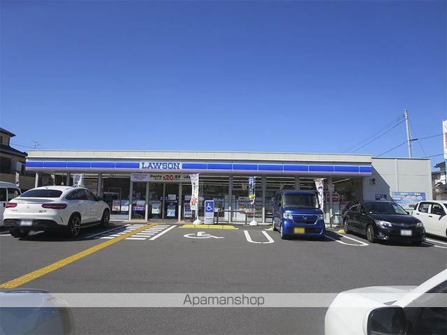 コンビニ　ローソン（コンビニ）まで679m