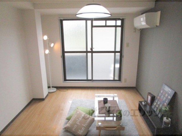 居室・リビング　洋室