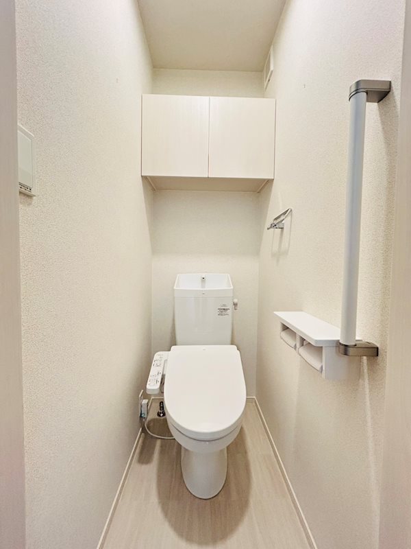 トイレ　同型シリーズ