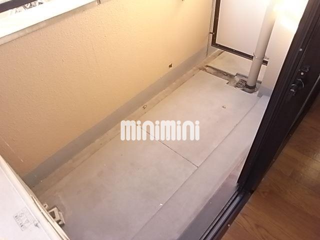 バルコニー　ベランダあります