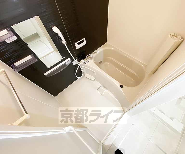 バス・シャワールーム　浴室乾燥機付きの物件です