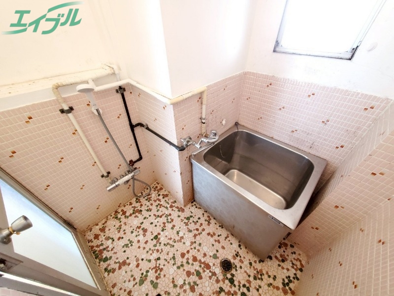 バス・シャワールーム　同タイプの部屋写真です