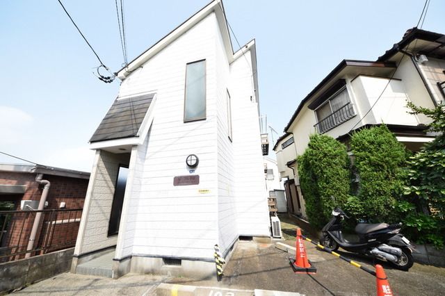 建物外観　★お部屋探しはタウンハウジング高幡不動店まで★