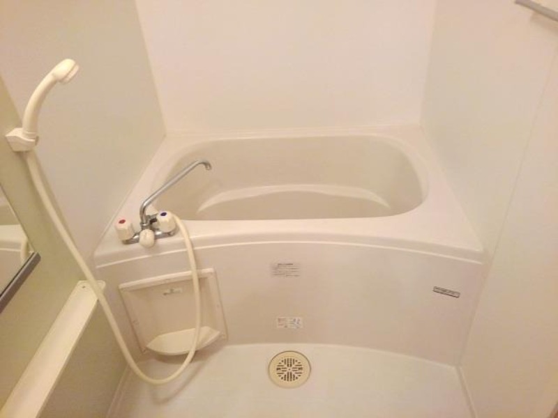 バス・シャワールーム　図面と現状に相違がある場合には現状を優先