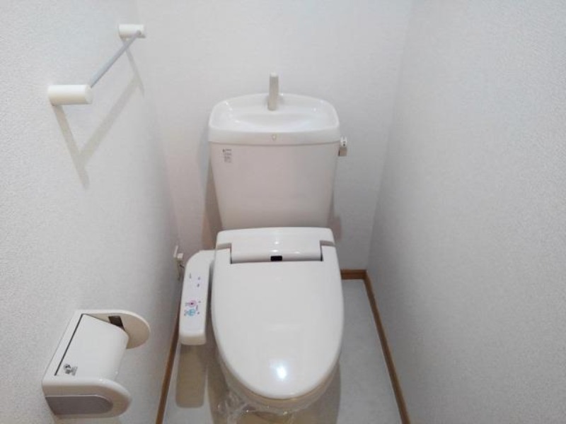 トイレ　図面と現状に相違がある場合には現状を優先