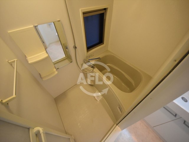 バス・シャワールーム　レジディア谷町　浴室