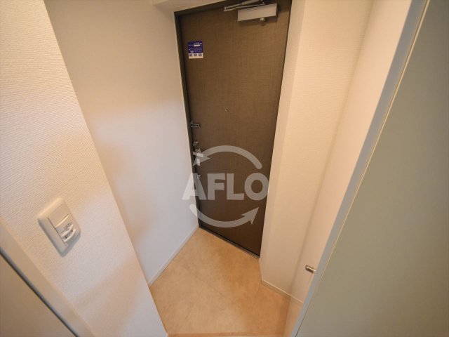 玄関　レジディア谷町　玄関