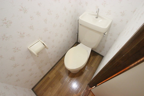 トイレ　※別部屋の写真です