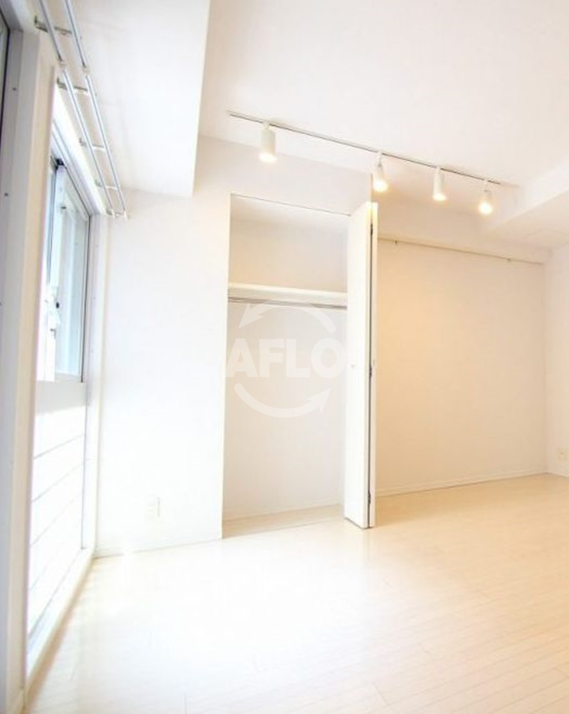 収納　ヴェルデカーサ高津　ウォークインクローゼット