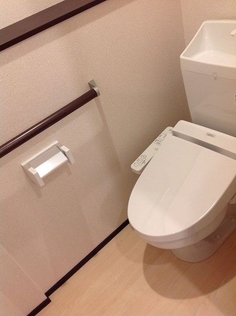 その他　温水便座です。