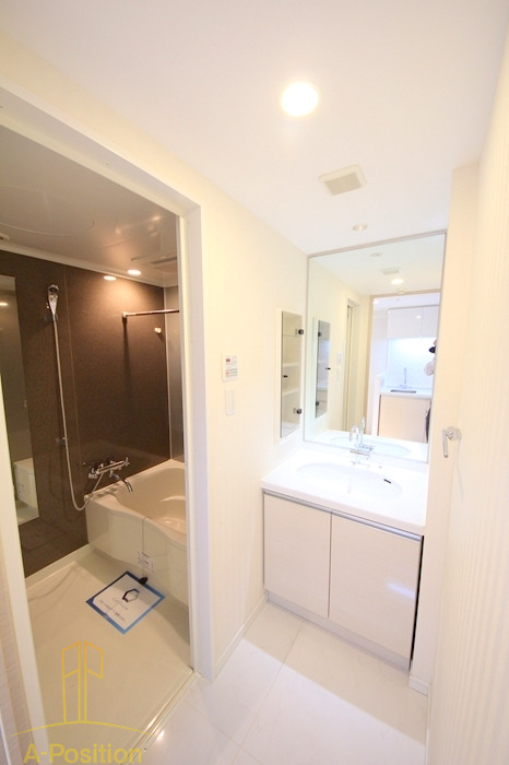 洗面設備　カスタリアタワー肥後橋