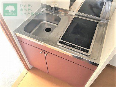 キッチン　２口電気コンロはラジエントヒーターです