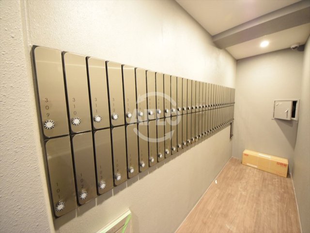 その他共有部分　プレサンス上町台夕陽丘　メールボックス