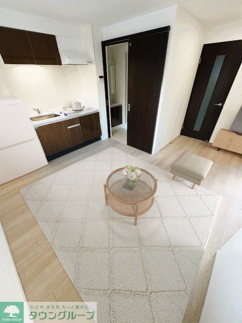 居室・リビング　玄関