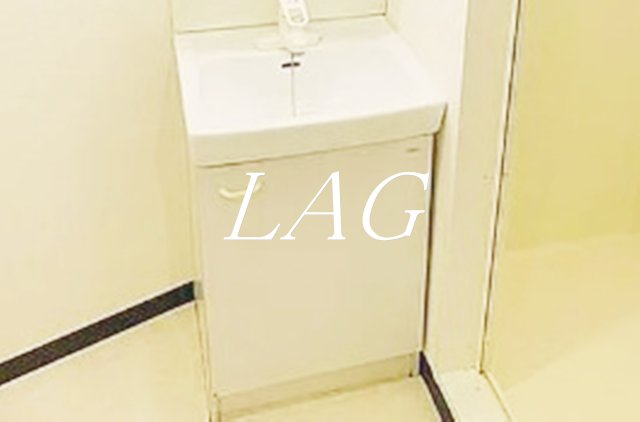 洗面設備　独立洗面台になります。