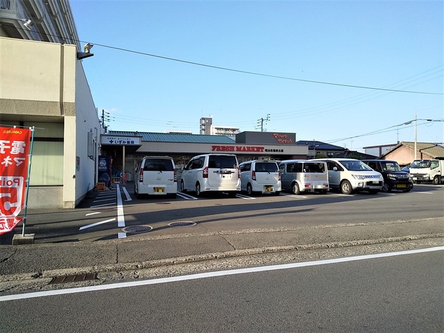 スーパー　松山生協余土店（スーパー）まで376m