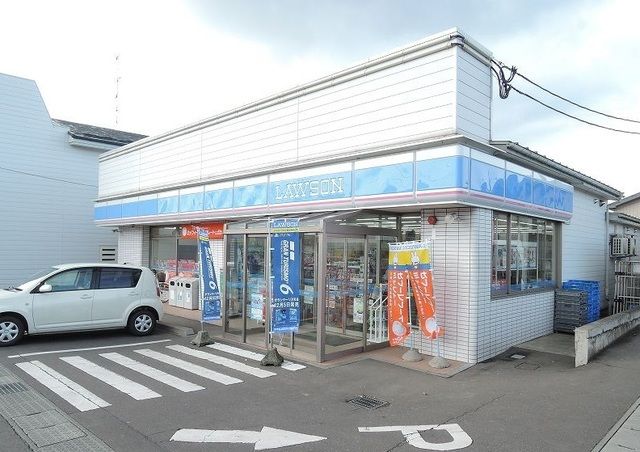 コンビニ　ローソン白銀５丁目店（コンビニ）まで750m