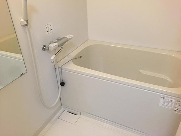 バス・シャワールーム　清潔感のある快適バスルーム♪