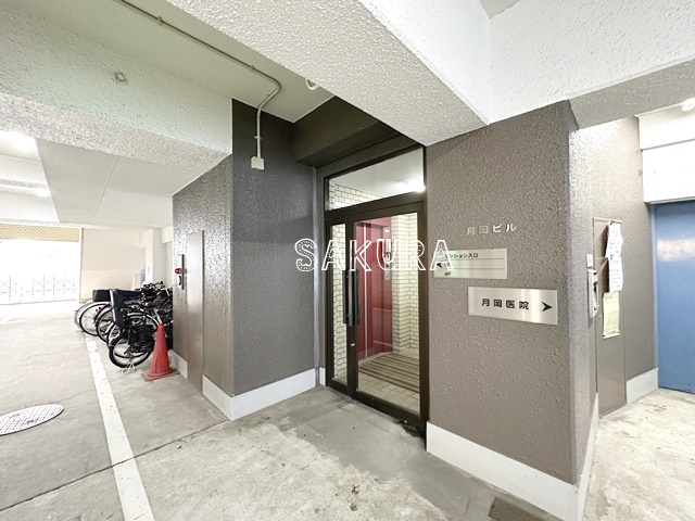 エントランス　管理の行き届いたエントラスです♪