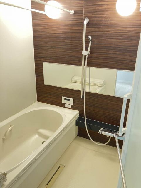 バス・シャワールーム