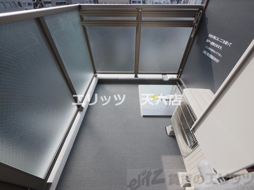 バルコニー　バルコニー