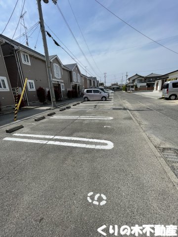 駐車場　車をお持ちの方に嬉しい駐車場付きの物件です