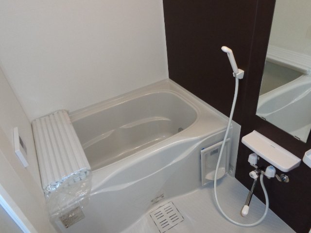 バス・シャワールーム　バス（イメージ）
