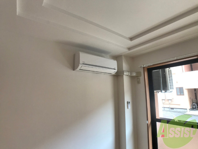 その他設備　あらかじめエアコンがついています。夏も冬も快適ですよ。