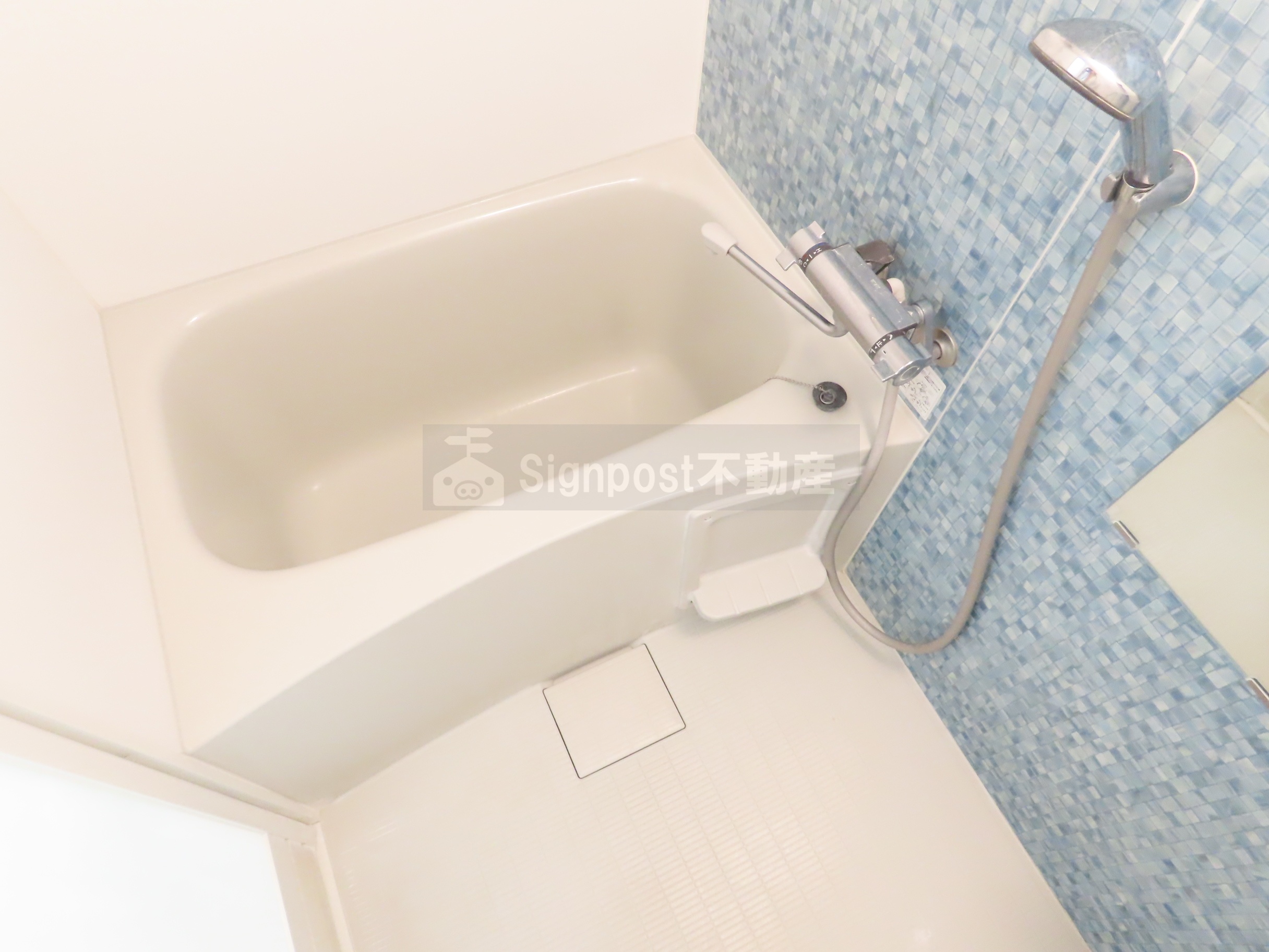 バス・シャワールーム　浴室乾燥機完備