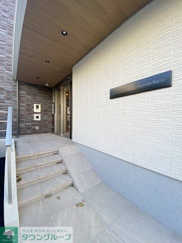 エントランス　エントランス