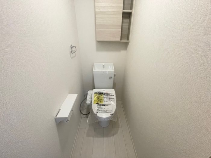 トイレ　※別号室の写真です。