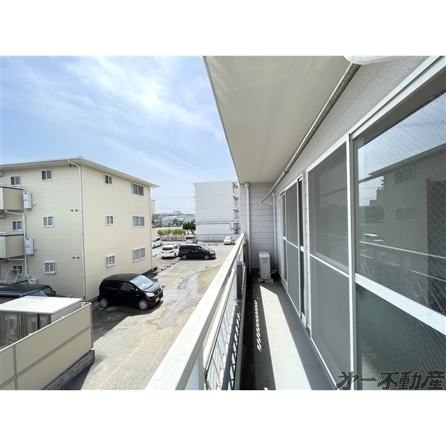 バルコニー　バルコニー