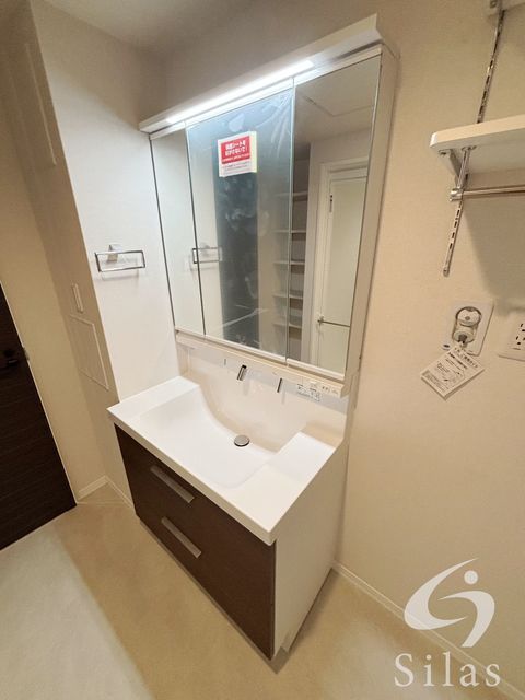 洗面設備　同仕様