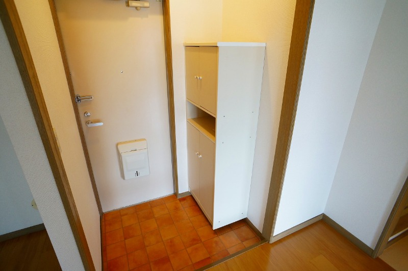 玄関　図面と現状に相違がある場合には現状を優先