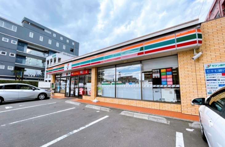 コンビニ　セブンイレブン仙台原町店（コンビニ）まで300m