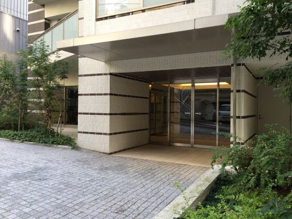 エントランス　エントランス