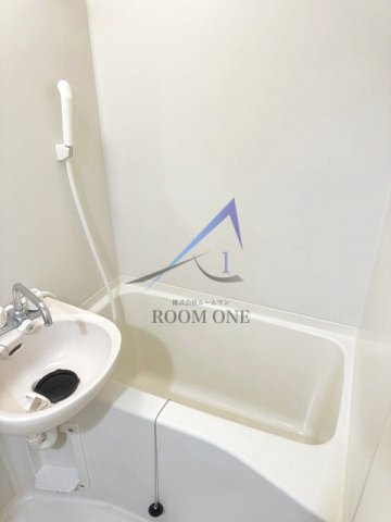 バス・シャワールーム　お風呂です。