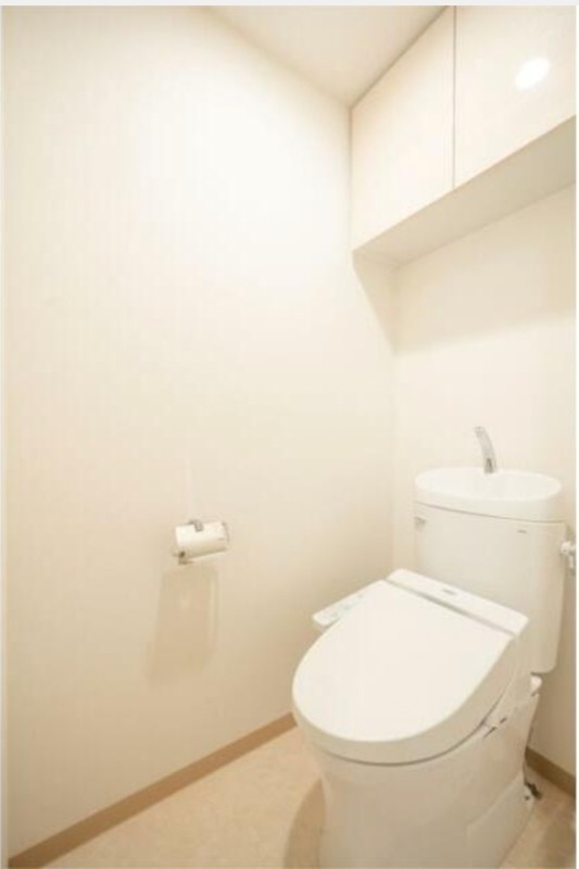トイレ　写真は同タイプ住居です。
