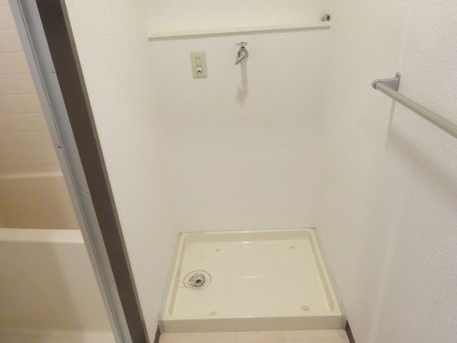 洗面設備　室内洗濯機置き場です！