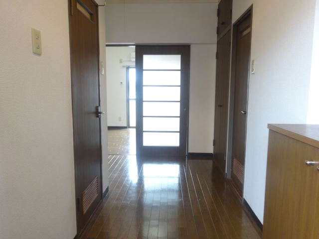 玄関　玄関からの写真です！