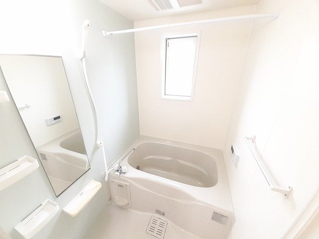 バス・シャワールーム　日々の疲れを癒すお風呂付です